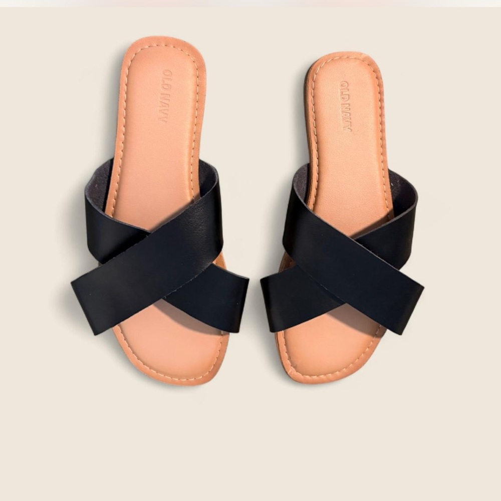 Old Navy Size 8.5 Women's Black Double Strap Criss Cross Sandals